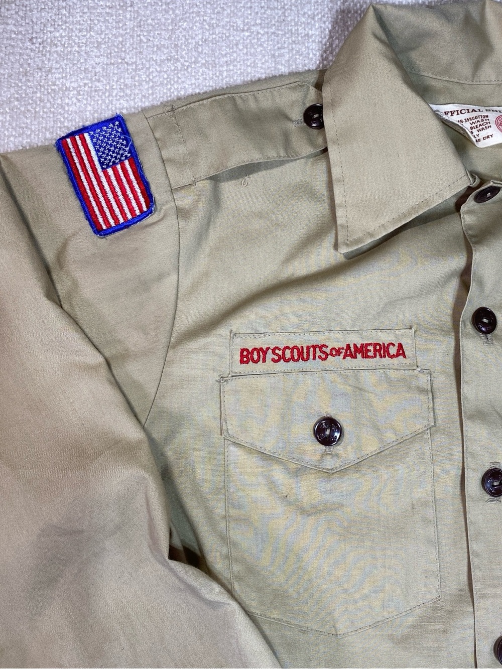 Vintage Boy Scouts Of America BSA Uniform Shirt Youth Tan Patches USA Made